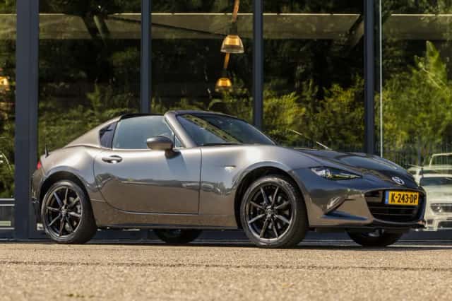 Mazda MX-5 (2018) thumbnail 1