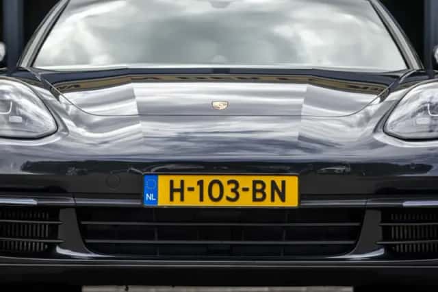 Porsche Panamera (2020) thumbnail 4