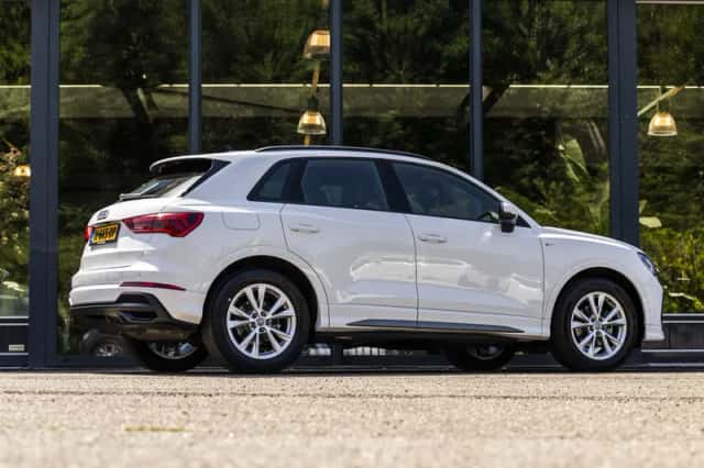 Audi Q3 (2020) thumbnail 5