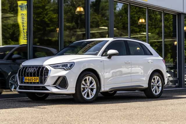 Audi Q3 (2020) thumbnail 10