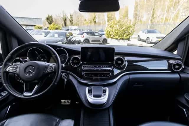 Mercedes-Benz V-Klasse (2022) thumbnail 17