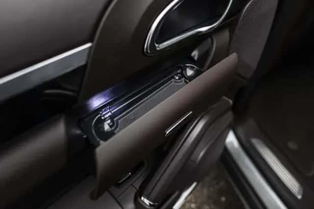 Porsche Cayenne (2015) thumbnail 28