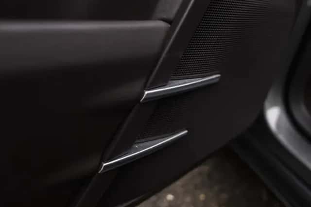 Porsche Cayenne (2015) thumbnail 33