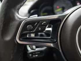 Porsche Cayenne (2015) thumbnail 41
