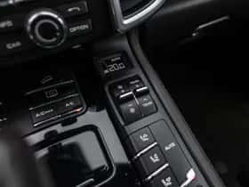 Porsche Cayenne (2015) thumbnail 51