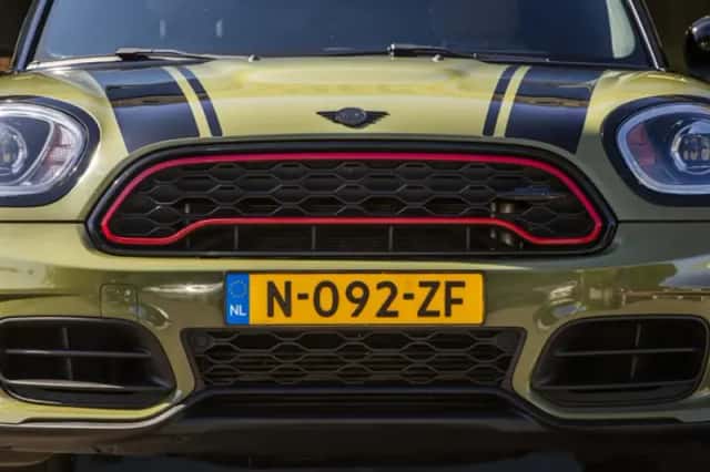MINI Countryman (2019) thumbnail 4