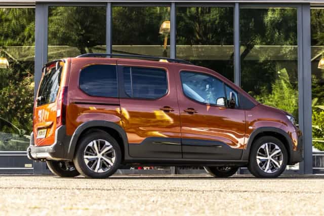 Peugeot E-Rifter (2021) thumbnail 5