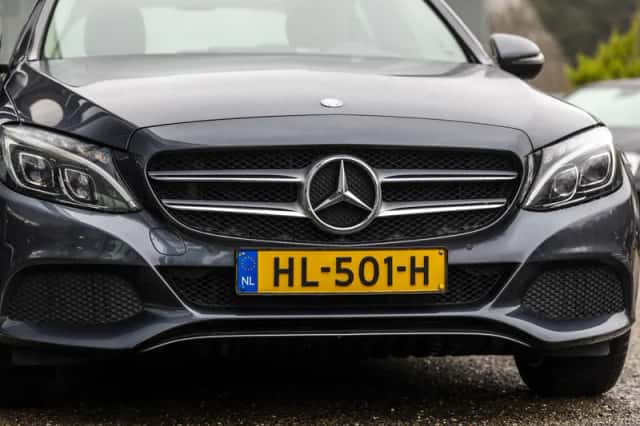 Mercedes-Benz C-Klasse (2015) thumbnail 12
