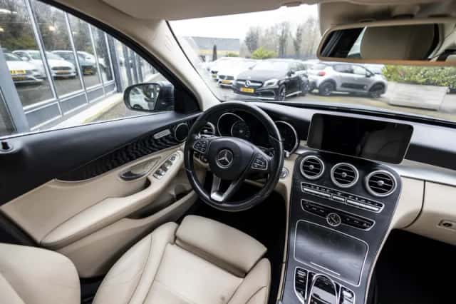 Mercedes-Benz C-Klasse (2015) thumbnail 18