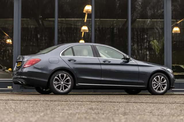 Mercedes-Benz C-Klasse (2015) thumbnail 5