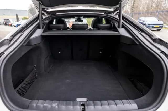 BMW i4 (2024) thumbnail 14