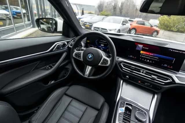 BMW i4 (2024) thumbnail 20