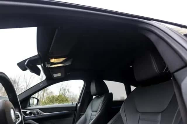 BMW i4 (2024) thumbnail 25