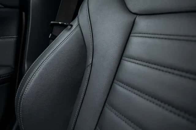 BMW i4 (2024) thumbnail 26