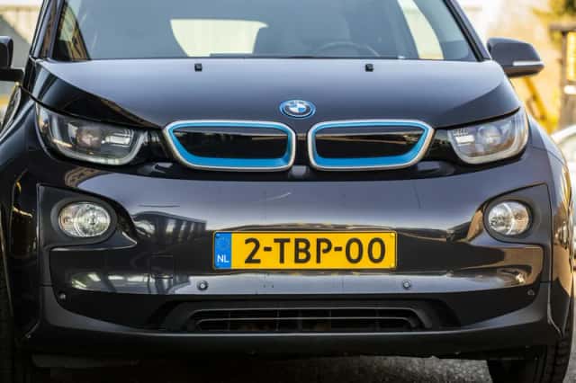BMW i3 (2013) thumbnail 12