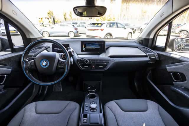 BMW i3 (2013) thumbnail 17