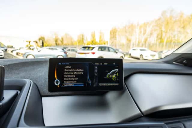 BMW i3 (2013) thumbnail 38