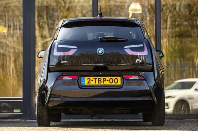 BMW i3 (2013) thumbnail 6