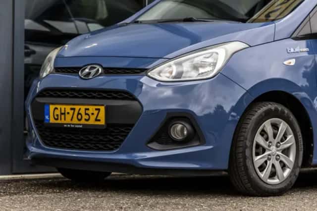 Hyundai i10 (2015) thumbnail 12