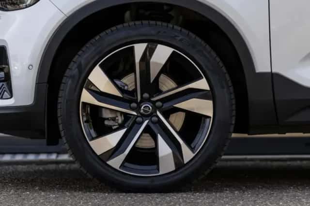 Volvo XC40 (2024) thumbnail 10