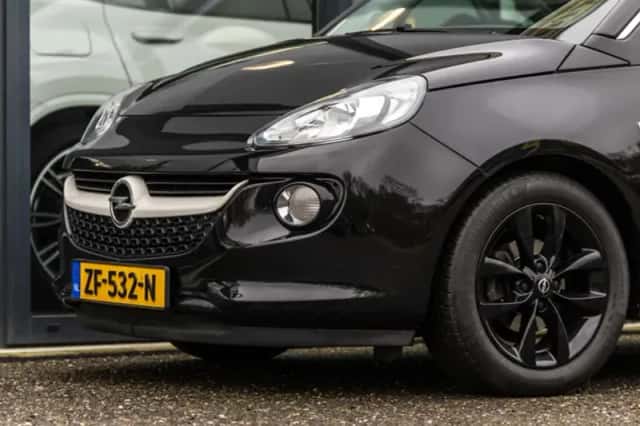 Opel Adam (2018) thumbnail 12
