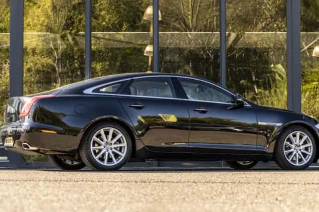 Jaguar XJ (2010) thumbnail 6