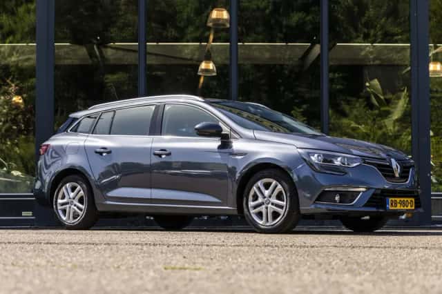 Renault Mégane (2017) thumbnail 1