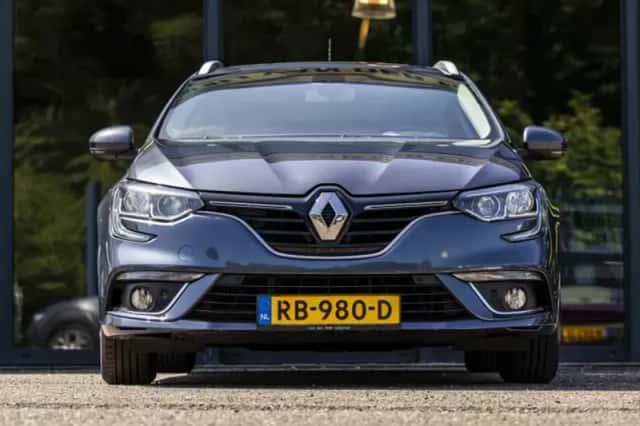 Renault Mégane (2017) thumbnail 3
