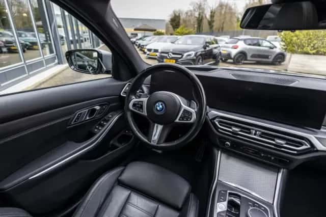 BMW 3-Serie (2023) thumbnail 20