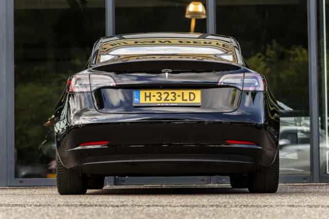 Tesla Model 3 (2020) thumbnail 6