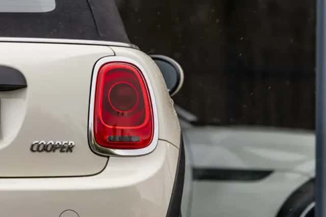 MINI Cooper (2019) thumbnail 8
