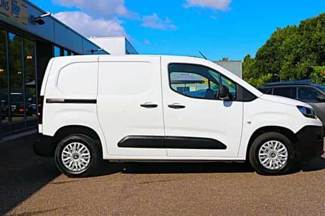 Citroën Berlingo (2022) thumbnail 4