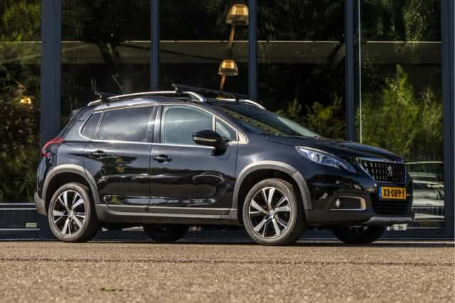 Peugeot 2008 (2018) thumbnail 1
