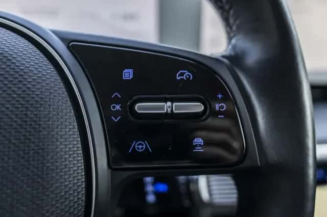 Hyundai Ioniq 5 (2023) thumbnail 28
