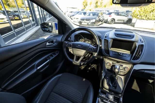 Ford Kuga (2017) thumbnail 19