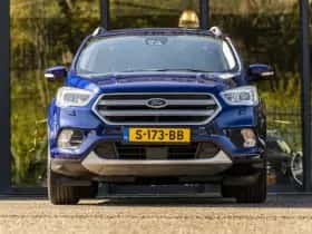 Ford Kuga (2017) thumbnail 3