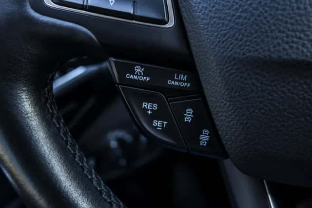 Ford Kuga (2017) thumbnail 29