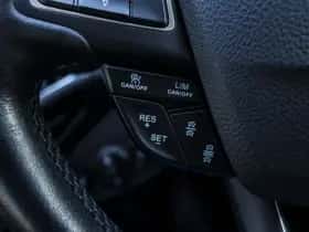 Ford Kuga (2017) thumbnail 30