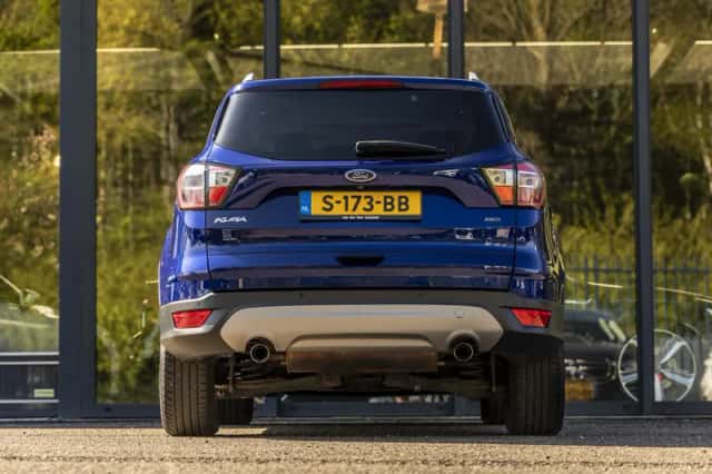 Ford Kuga (2017) thumbnail 6