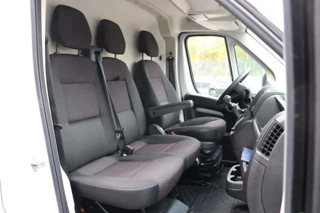Peugeot Boxer (2021) thumbnail 16