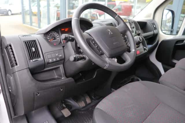 Peugeot Boxer (2021) thumbnail 6