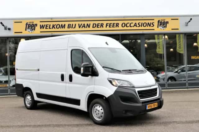 Peugeot Boxer (2021) thumbnail 2