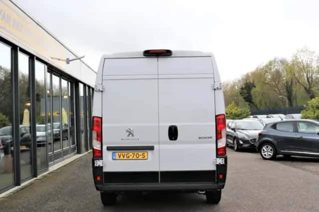 Peugeot Boxer (2021) thumbnail 3