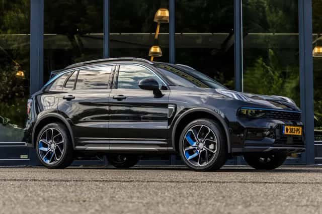 Lynk & Co 01 (2021) thumbnail 1