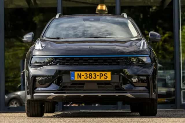 Lynk & Co 01 (2021) thumbnail 3