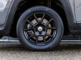 Jeep Renegade (2020) thumbnail 9