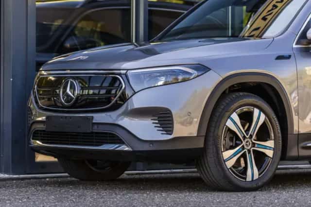Mercedes-Benz EQB (2022) thumbnail 12