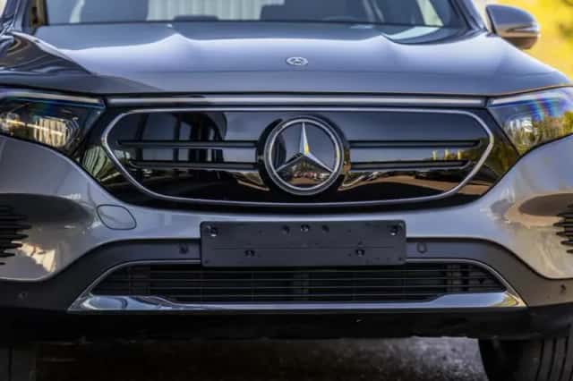 Mercedes-Benz EQB (2022) thumbnail 13