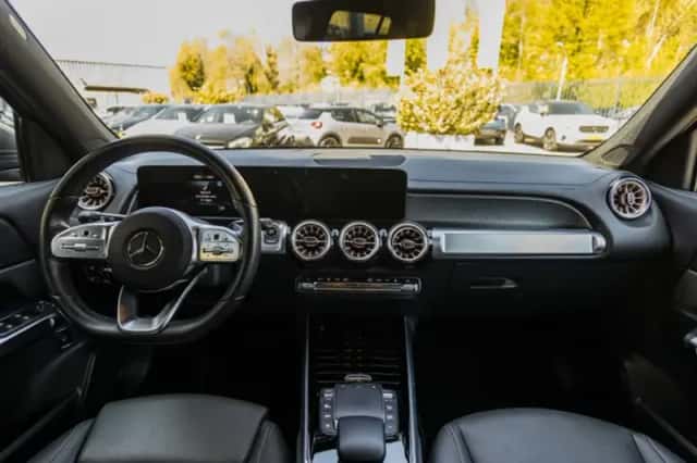 Mercedes-Benz EQB (2022) thumbnail 18