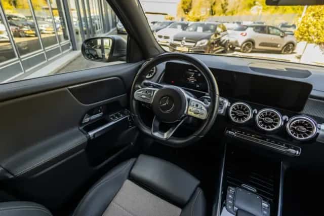 Mercedes-Benz EQB (2022) thumbnail 20